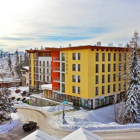 Apartment With Mountain View In Hotel Crocus, Štrbské Pleso المظهر الخارجي الصورة