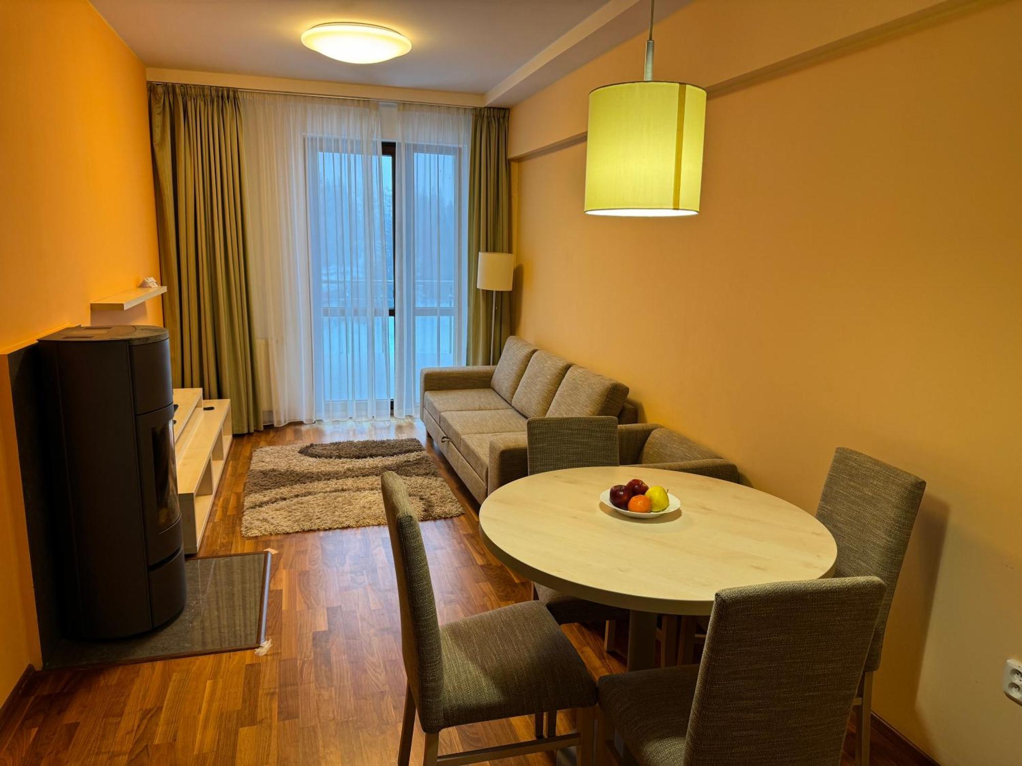 Apartment With Mountain View In Hotel Crocus, Štrbské Pleso المظهر الخارجي الصورة