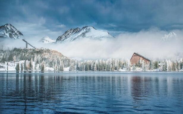 Apartment With Mountain View In Hotel Crocus, Štrbské Pleso المظهر الخارجي الصورة