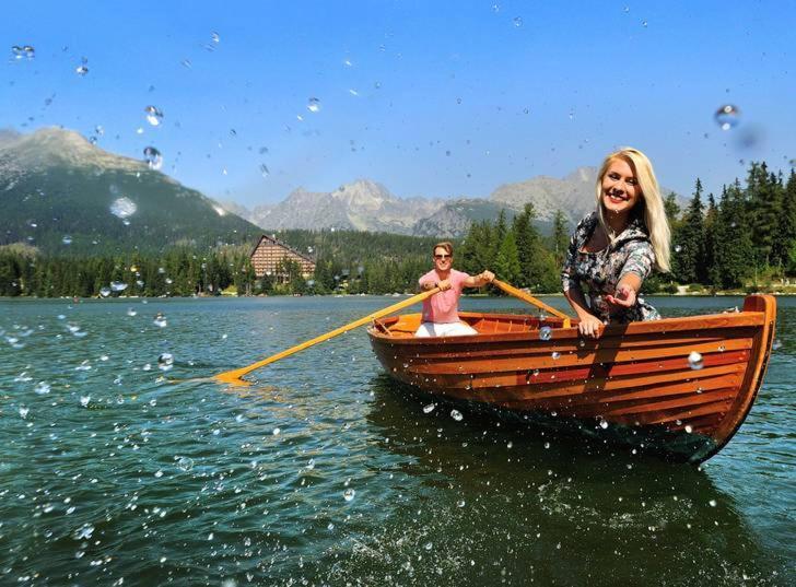 Apartment With Mountain View In Hotel Crocus, Štrbské Pleso المظهر الخارجي الصورة